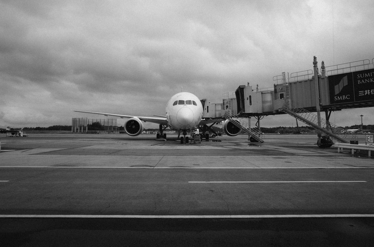 A Japan Airlines Boeing 787-9 at the Narita airport.